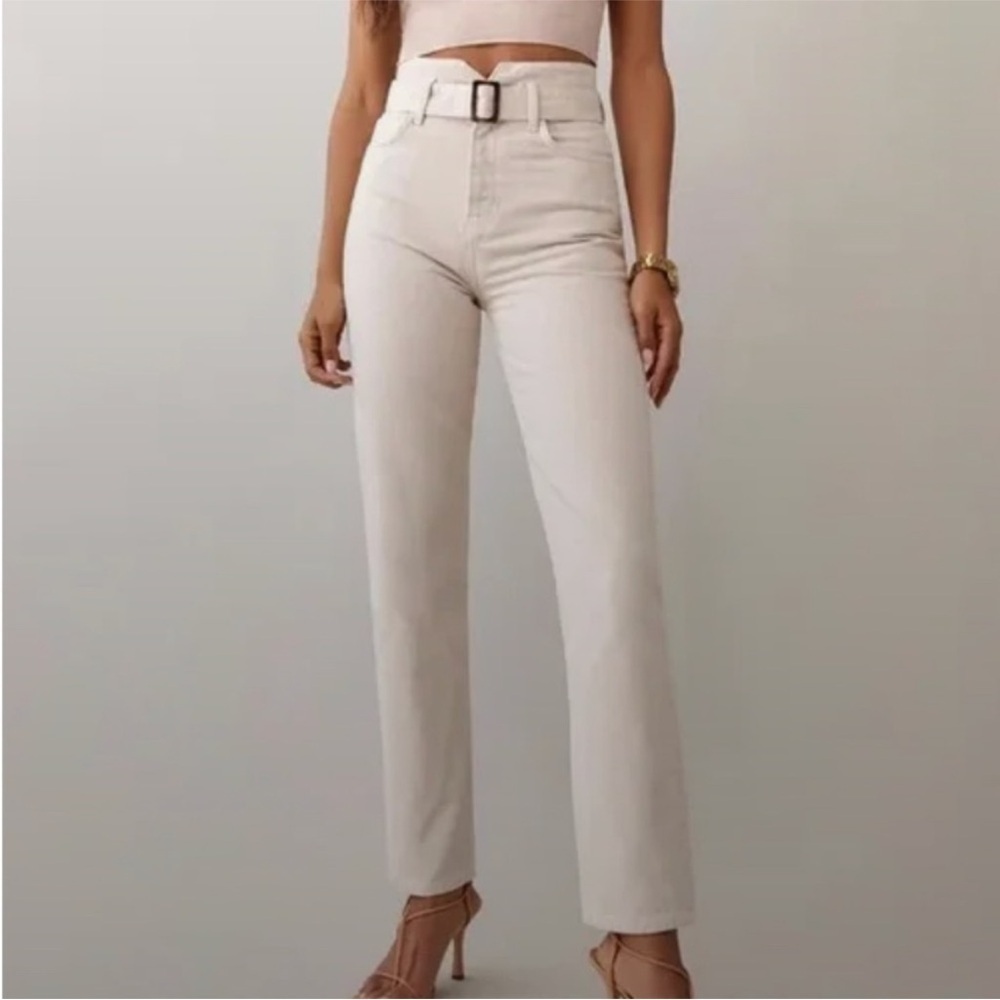 REFORMATION | Cynthia Belted High Rise Straight Leg Jeans in Bone Cream/ Ecru